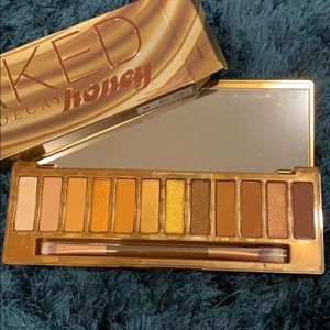 Urban Decay naked honey